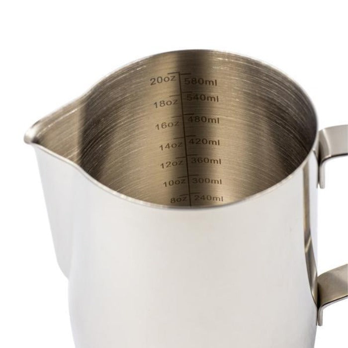 MILK PITCHER WITH MARKINGS (600 ML)